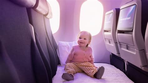 skycouch vs spaceseat|Air New Zealand Premium Economy Review.